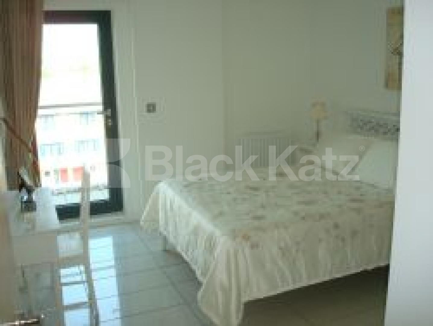 			New Instruciton, 1 Bedroom, 1 bath, 1 reception Flat			 Oval Road, Camden